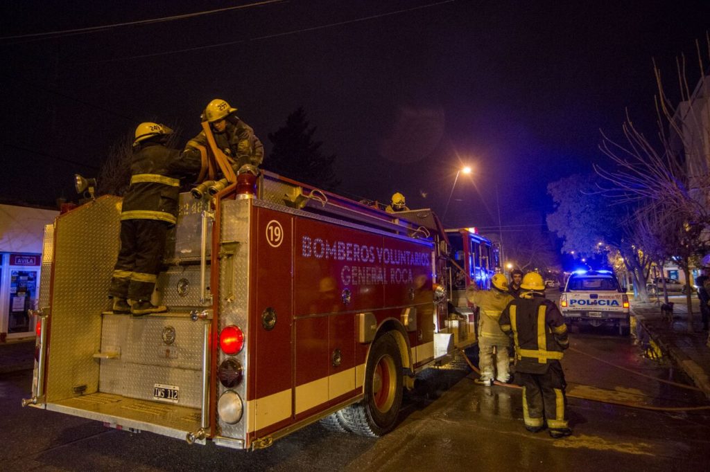 Hicieron detonar bomba casera en un supermercado | La Super Digital